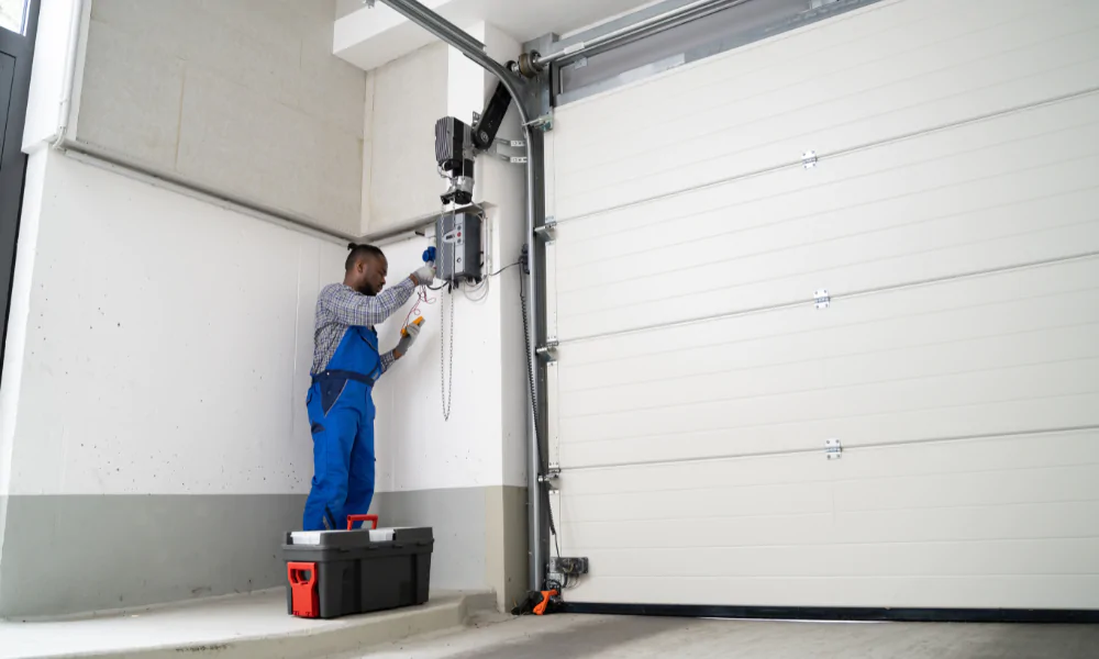 maintenance et réparation en urgence de porte sectionnelle automatique 92