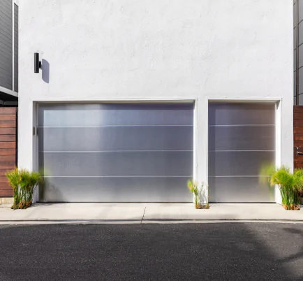 Porte de garage résidentiel à Paris